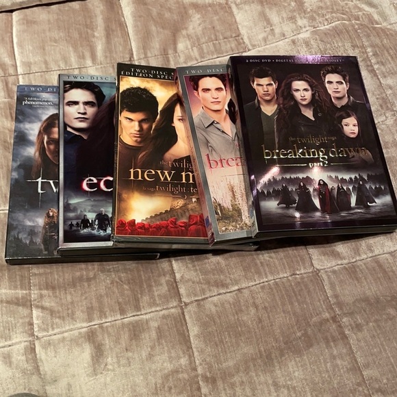 TWILIGHT Vampire 5 Movie DVD Bundle - Picture 1 of 11